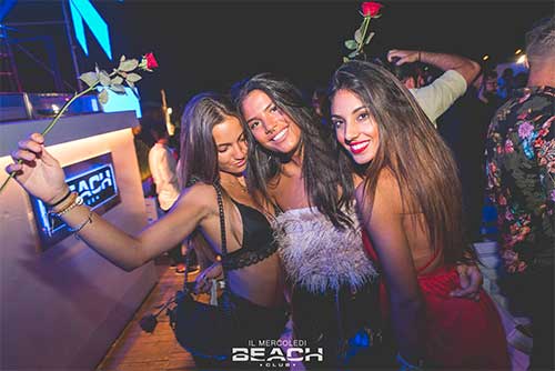 mercoledi-beach-club-estate-2019